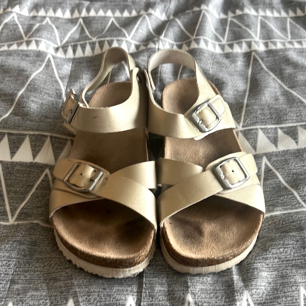 Gold sandals, size 13